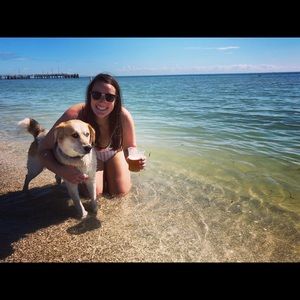 Meet your Posher, Danielle